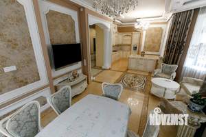 Дом 583м², 4-этажный, участок 6 сот.