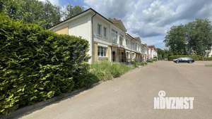 Таунхаус 300м², 4-этажный, участок 2 сот.