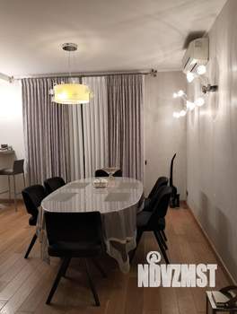 Таунхаус 300м², 3-этажный, участок 1 сот.