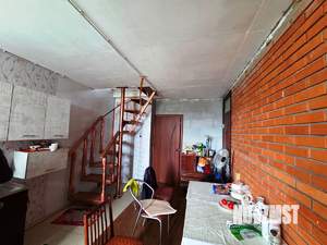 Дом 100м², 2-этажный, участок 6 сот.