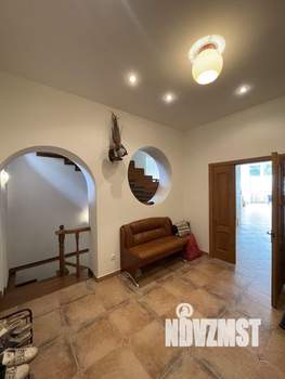 Таунхаус 413м², 3-этажный, участок 11 сот.