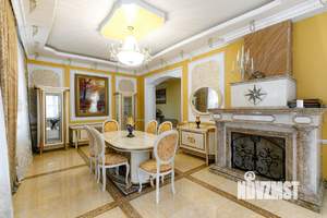 Дом 583м², 4-этажный, участок 6 сот.