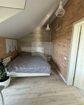 Дом 95м², 2-этажный, участок 5 сот.