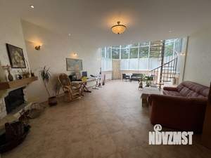 Таунхаус 413м², 3-этажный, участок 11 сот.