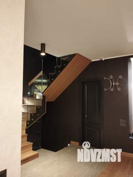 Таунхаус 300м², 3-этажный, участок 1 сот.