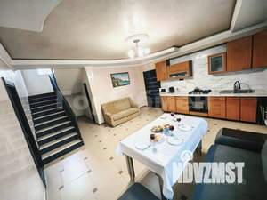 Дом 255м², 3-этажный, участок 9 сот.