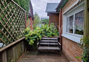 Дом 30м², 2-этажный, участок 8 сот.