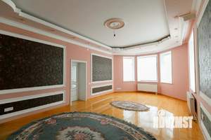 Дом 583м², 4-этажный, участок 6 сот.