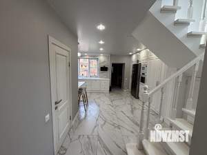 Коттедж 184м², 3-этажный, участок 5 сот.