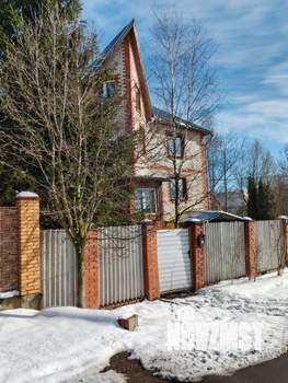 Дом 150м², 2-этажный, на длительный срок, 