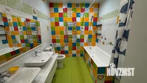 Таунхаус 280м², 3-этажный, на длительный срок, 