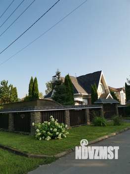 Дом 176м&sup2;, 2-этажный, участок 10 сот.  