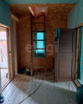 Дом 167м&sup2;, 3-этажный, участок 4 сот.  