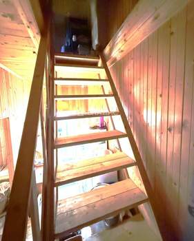 Дом 28м&sup2;, 2-этажный, участок 4 сот.  