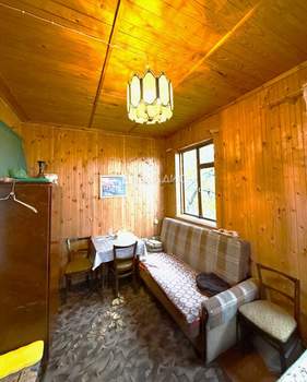 Дом 28м&sup2;, 2-этажный, участок 4 сот.  