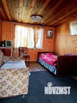 Дом 60м², 2-этажный, участок 6 сот.  