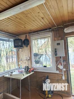 Дом 35м², 2-этажный, участок 9 сот.  