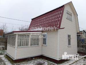 Дом 40м&sup2;, 2-этажный, участок 4 сот.  