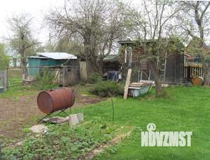 Дом 40м², 2-этажный, участок 6 сот.  