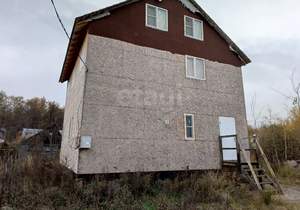 Дом 167м&sup2;, 3-этажный, участок 4 сот.  