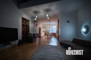 Дом 324м², 3-этажный, участок 11 сот.  