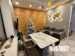 Дом 96м², 2-этажный, участок 5 сот.  