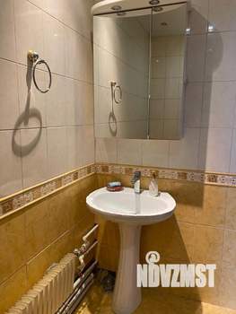 Дом 150м&sup2;, 3-этажный, участок 9 сот.  