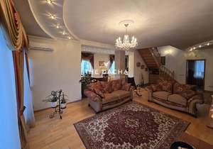 Дом 184м², 2-этажный, участок 11 сот.  