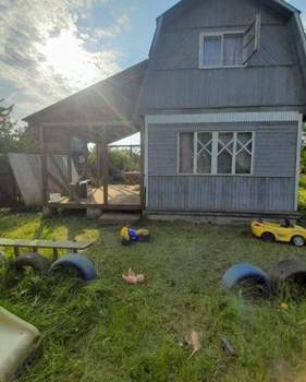 Дом 30м&sup2;, 2-этажный, участок 4 сот.  