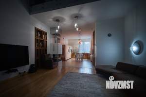 Дом 324м², 3-этажный, участок 11 сот.  