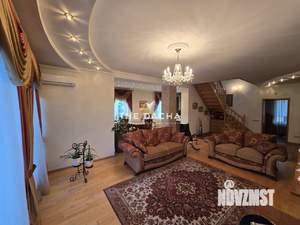 Коттедж 184м², 2-этажный, участок 11 сот.  