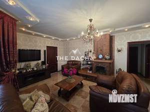 Дом 165м&sup2;, 2-этажный, участок 6 сот.  