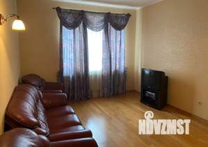 Дом 516м&sup2;, 3-этажный, участок 11 сот.  