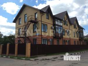 Таунхаус 857м², 3-этажный, участок 7 сот.  