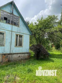 Дом 40м&sup2;, 2-этажный, участок 6 сот.  
