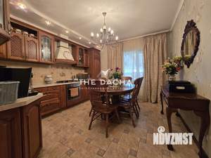 Дом 165м&sup2;, 2-этажный, участок 6 сот.  