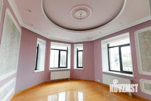 Дом 583м², 4-этажный, участок 6 сот.  