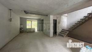 Таунхаус 300м², 4-этажный, участок 2 сот.  