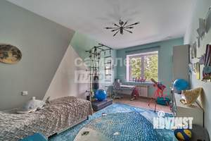 4-к квартира, на длительный срок, 125м2, 2/5 этаж