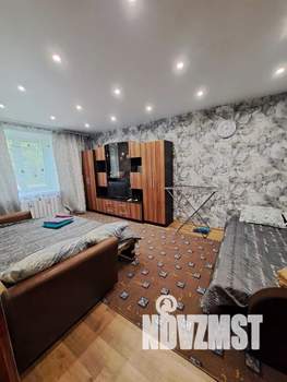 1-к квартира, посуточно, 33м2, 1/5 этаж