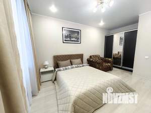 1-к квартира, посуточно, 42м2, 1/1 этаж