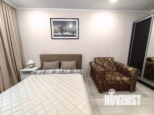 1-к квартира, посуточно, 42м2, 1/1 этаж