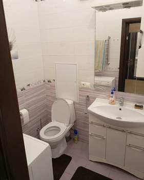 1-к квартира, на длительный срок, 42м2, 1/3 этаж