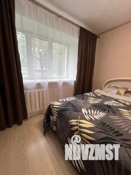 Студия квартира, посуточно, 18м2, 1/5 этаж