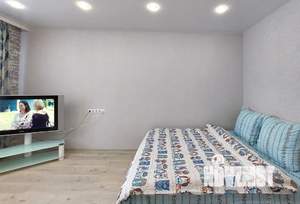 Студия квартира, посуточно, 35м2, 3/15 этаж