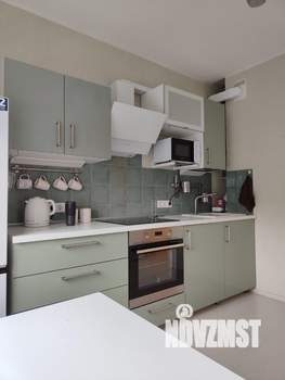 1-к квартира, посуточно, 35м2, 4/15 этаж