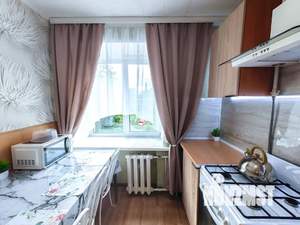 2-к квартира, посуточно, 47м2, 2/6 этаж