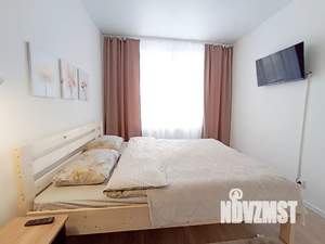 1-к квартира, посуточно, 35м2, 18/22 этаж