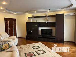 3-к квартира, посуточно, 85м2, 3/5 этаж