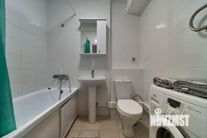 1-к квартира, посуточно, 38м2, 9/9 этаж